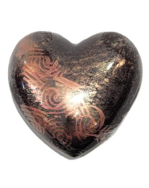 Coeur bonbonnière noir garni de 4 chocolats